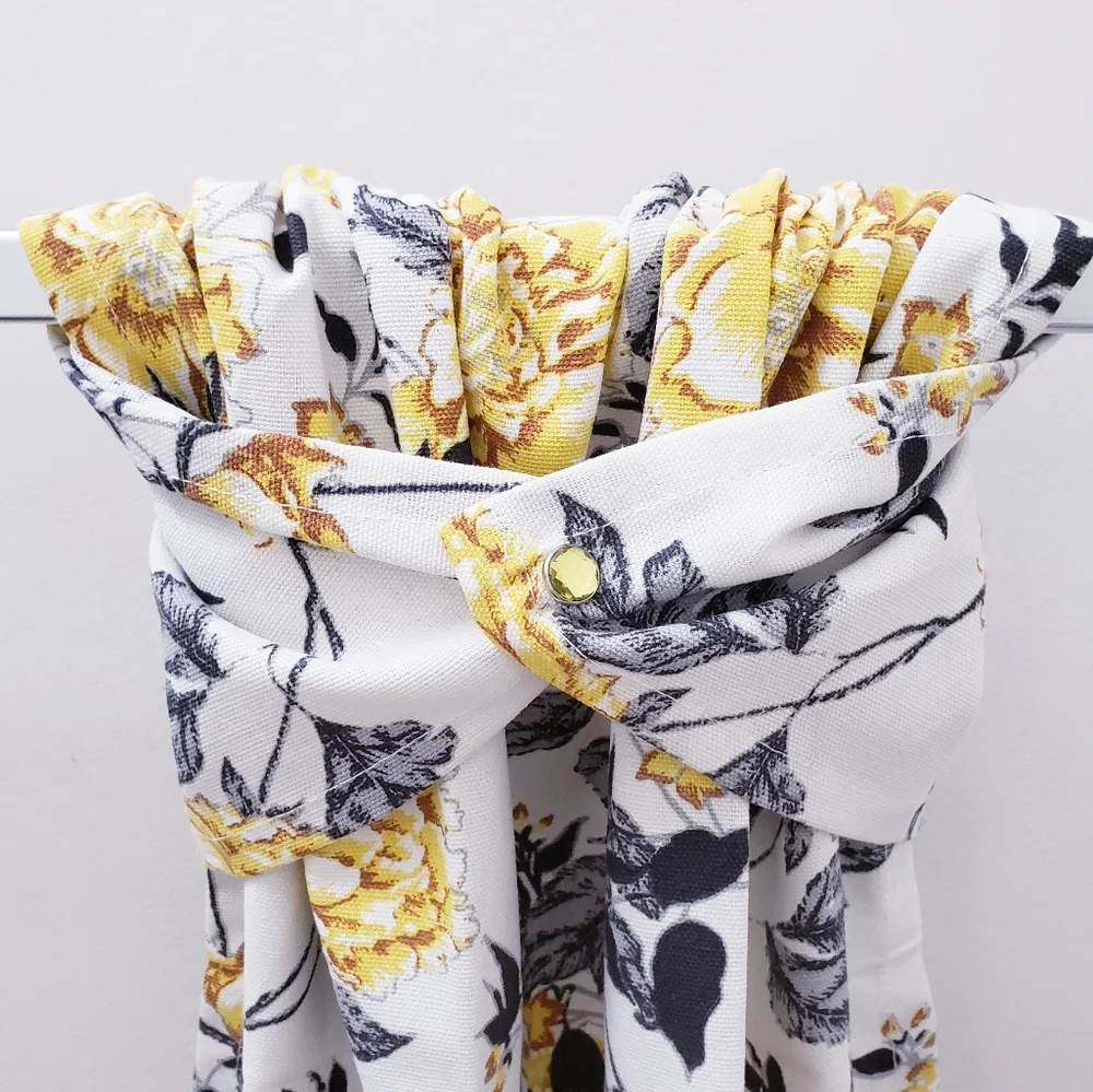 ❤️NEW!❤️ #9083 ■Drew Barrymore Hang'N'Snap HAND Towel 🤍Select Snap